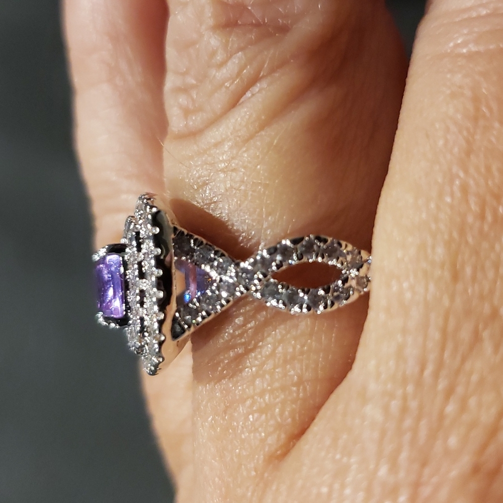*BP #2466 - Amethyst & White Topaz (lab) Rhodium Size 7.25 Ring BRAND NEW - Picture 4 of 4